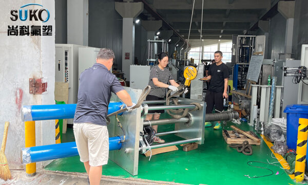PTFE rod extruder installation process