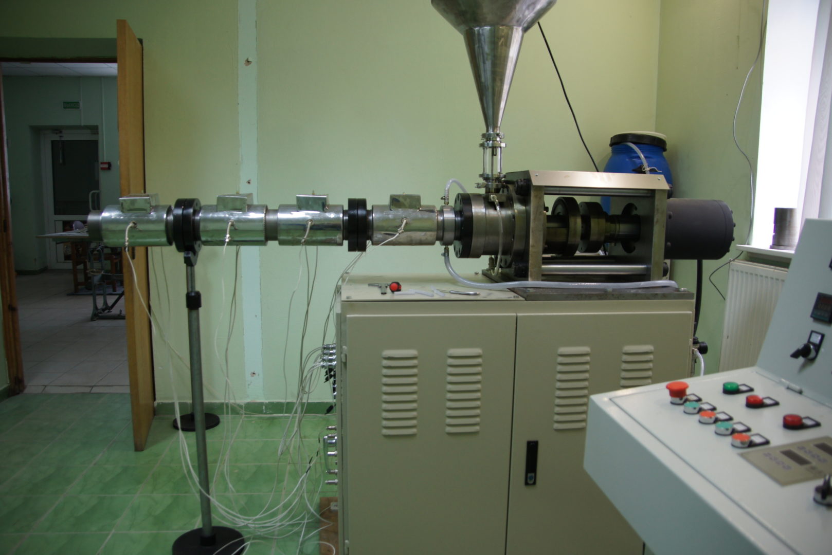 PTFE ROD EXTRUSION MACHINE